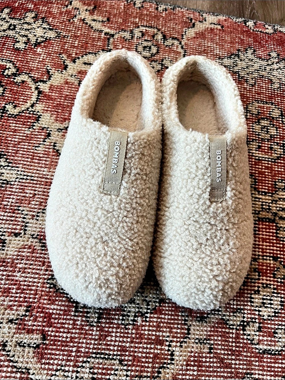 Bombas Women's Sunday Mule Slipper Plush Slippers in Cream Like New